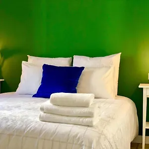 apartment-only-150m-from-sagrada-familia.topbarcelonahotels.com/