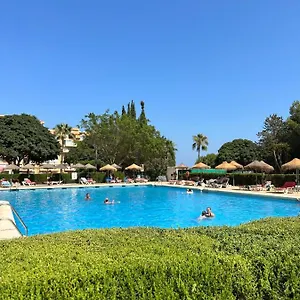 https://benalmadena-inn-apartaments.es-andalucia.com