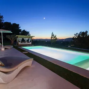 ibiza-luxury-villa.ibizaislandhotels.net/